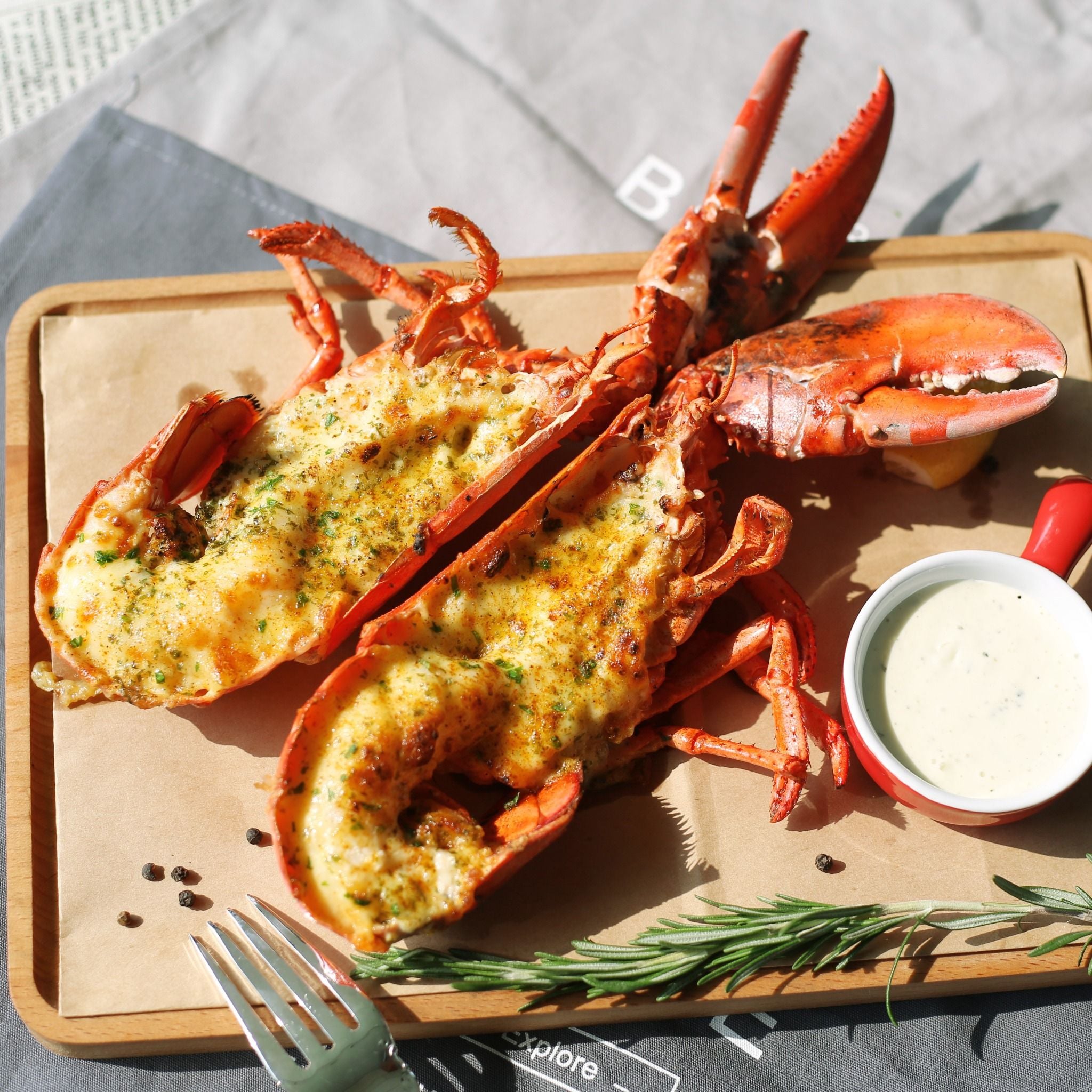 tôm hùm canada chix nướng bơ tỏi