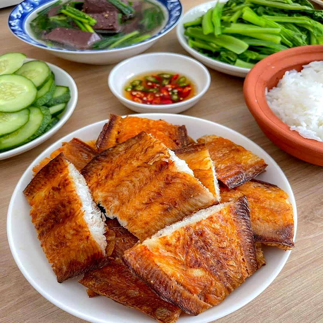 món ngon từ cá lưỡi trâu tươi