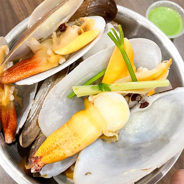 tu hài hấp sả gừng