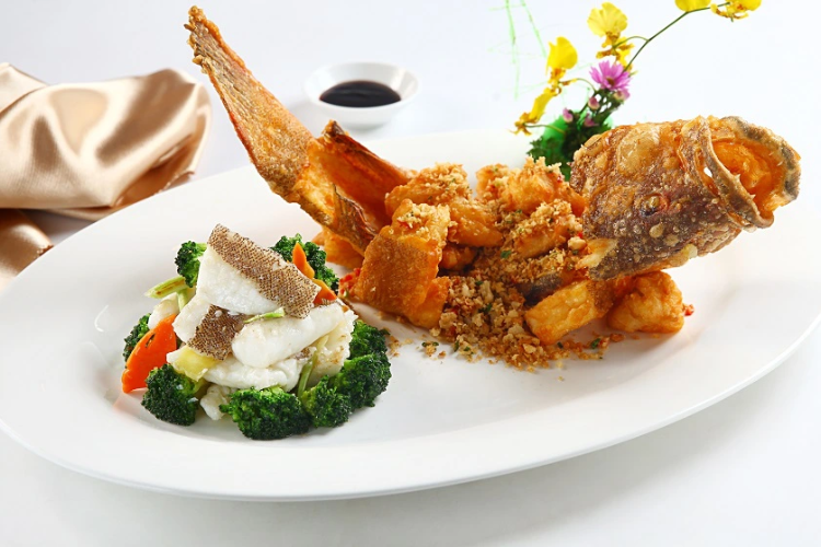 cá bống tượng chiên giòn