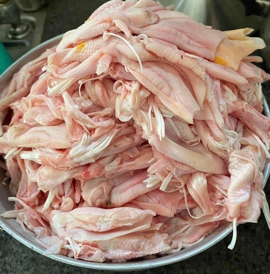 chân vịt rút xương