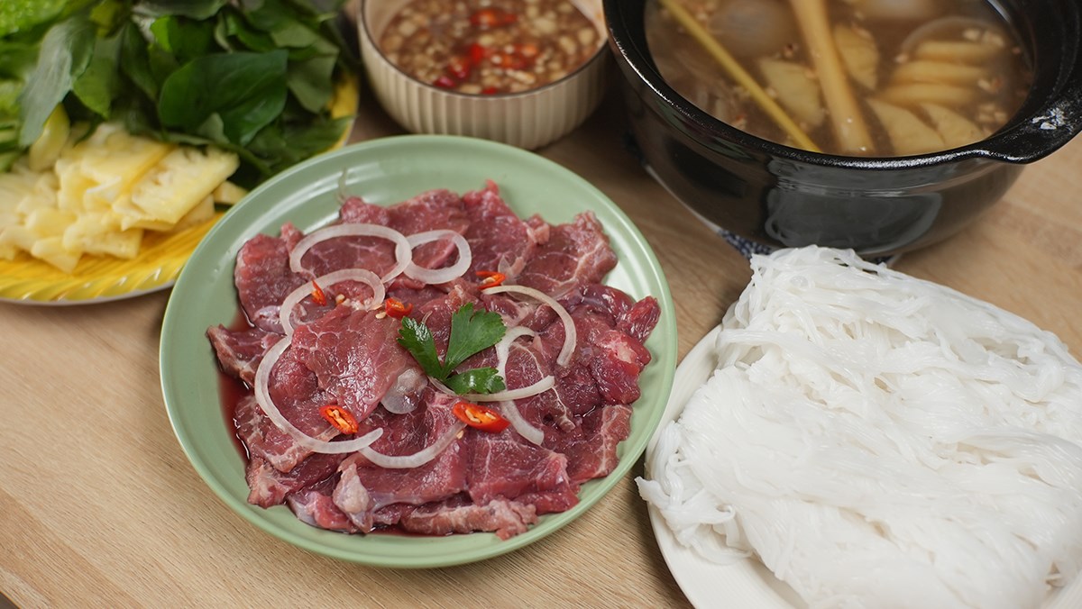 nạc vai bò nhúng lẩu