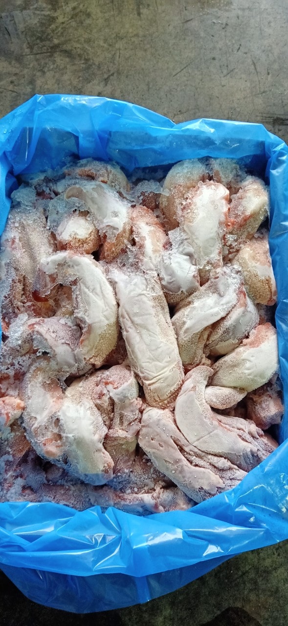 lưỡi heo nhập khẩu canada