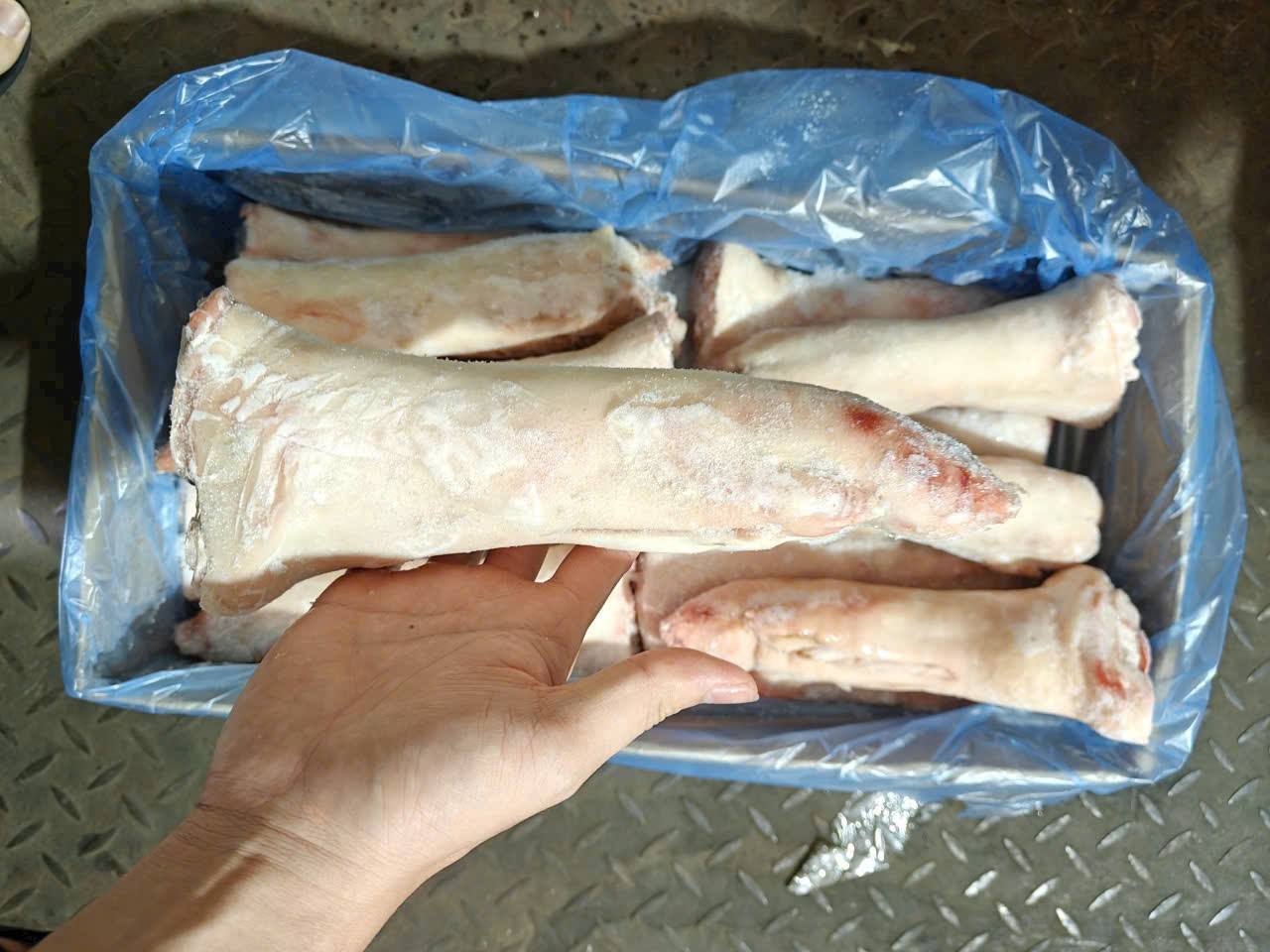 dựng heo sau đông lạnh cds đức