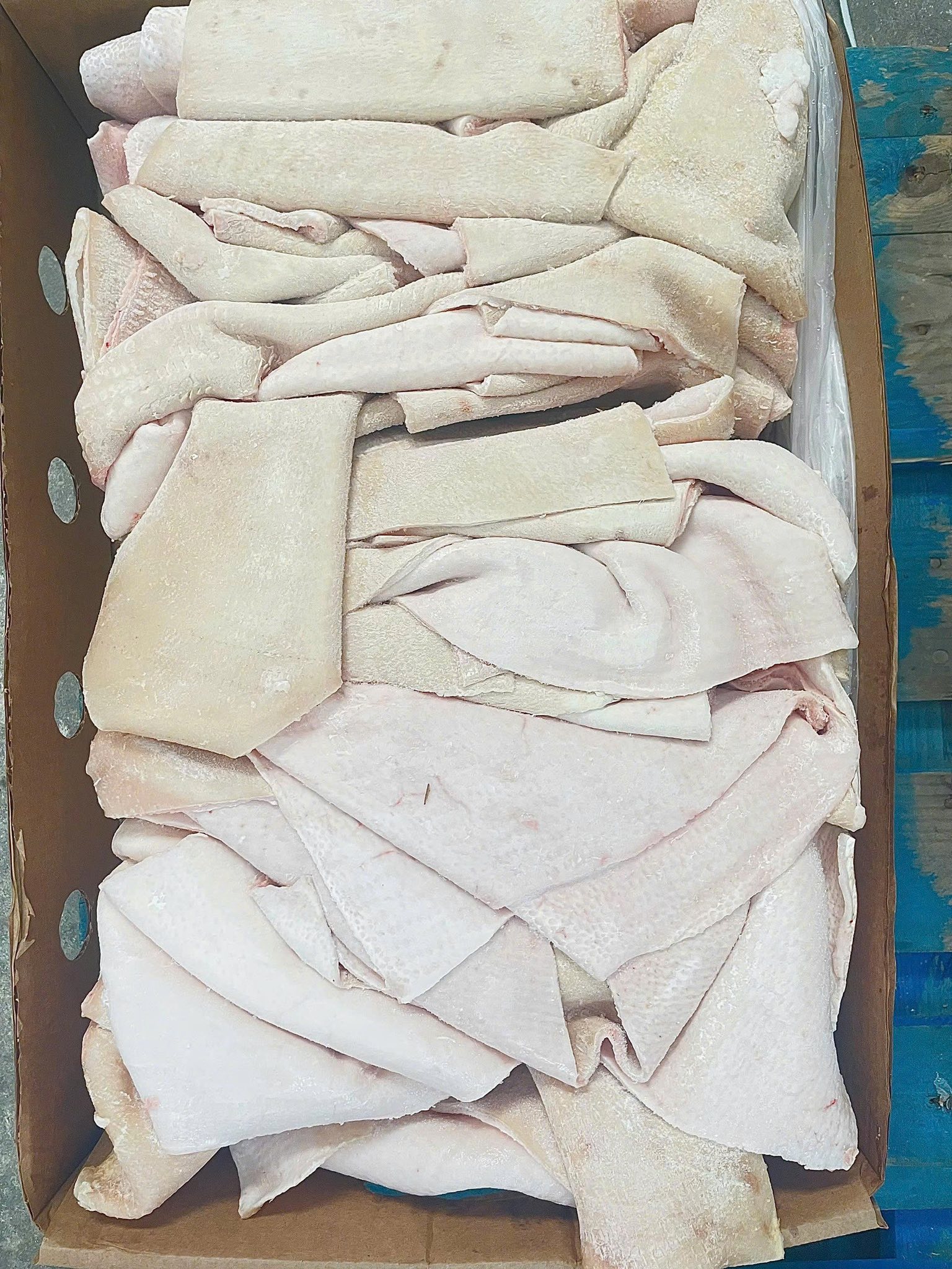 da heo đông lạnh nhập khẩu nga