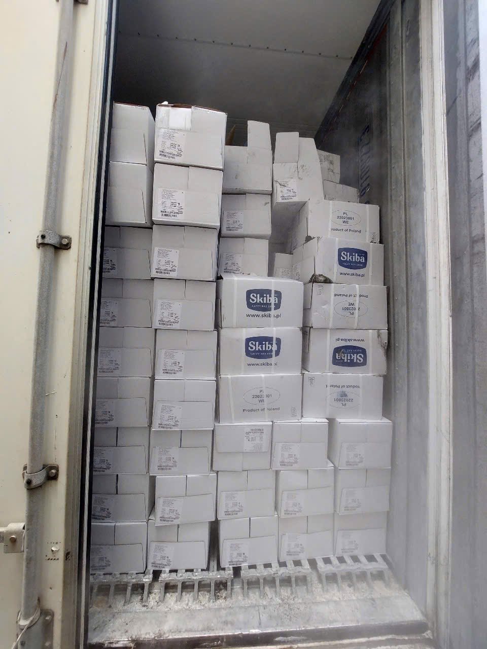 móng heo trước skiba ba lan