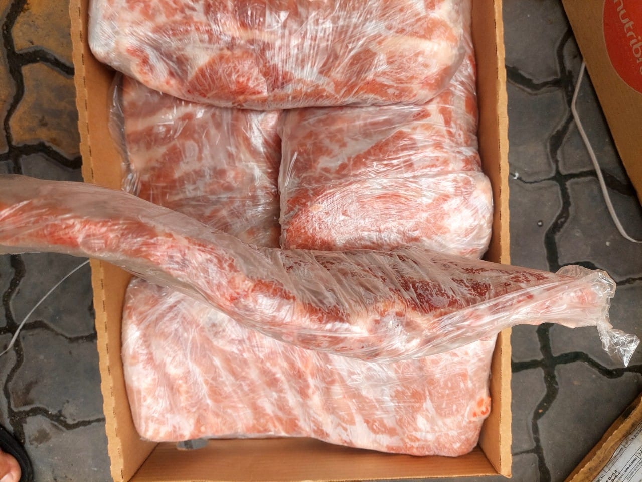 sườn bẹ heo đông lạnh nhập khẩu brazil