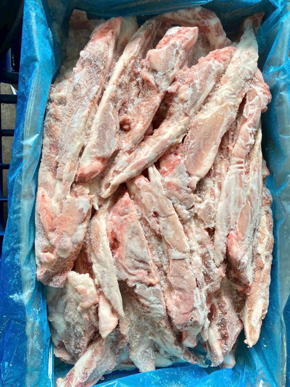 sườn sụn heo đông lạnh nhập khẩu ba lan