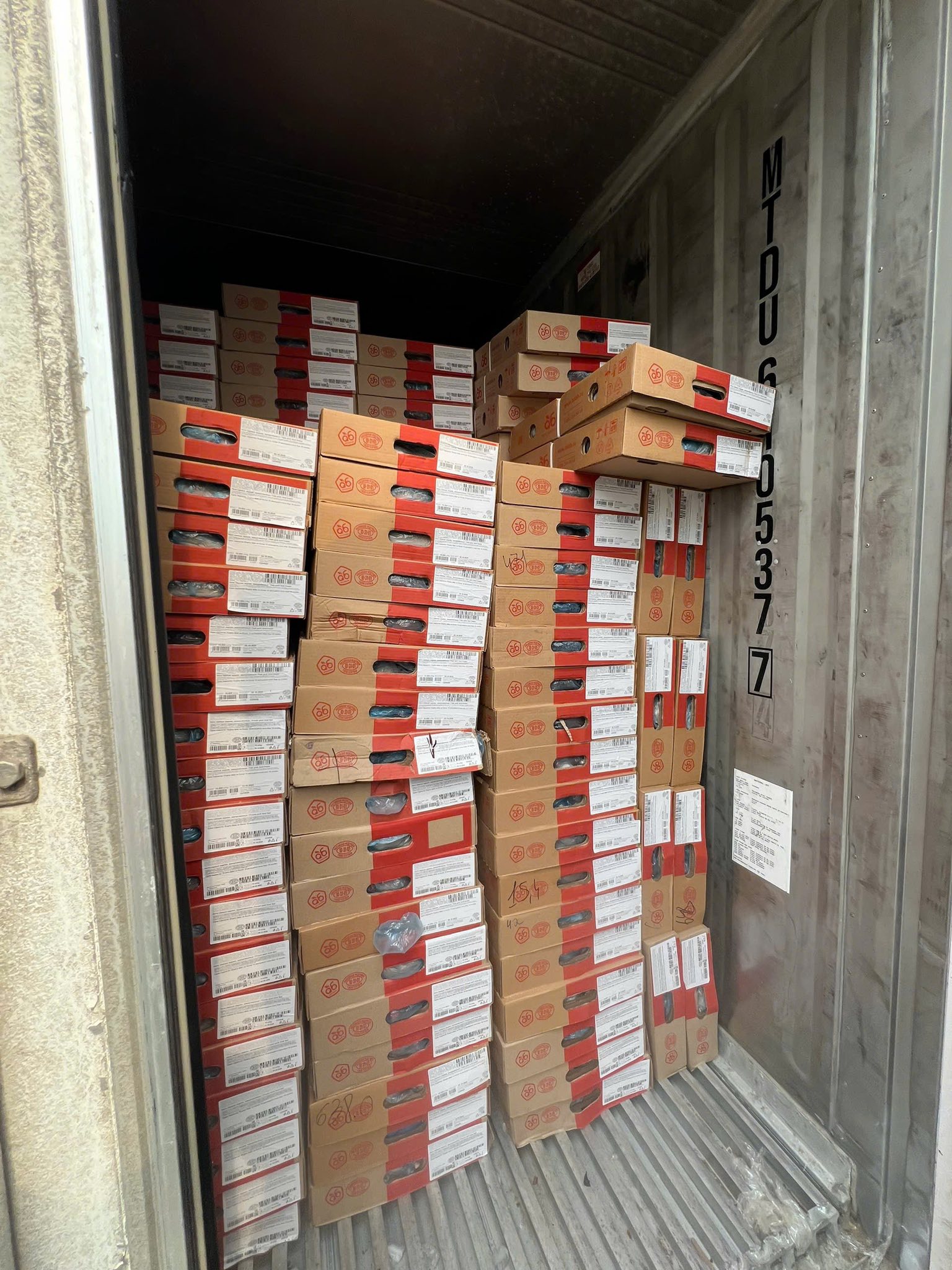 dựng heo đông lạnh nhập khẩu nga