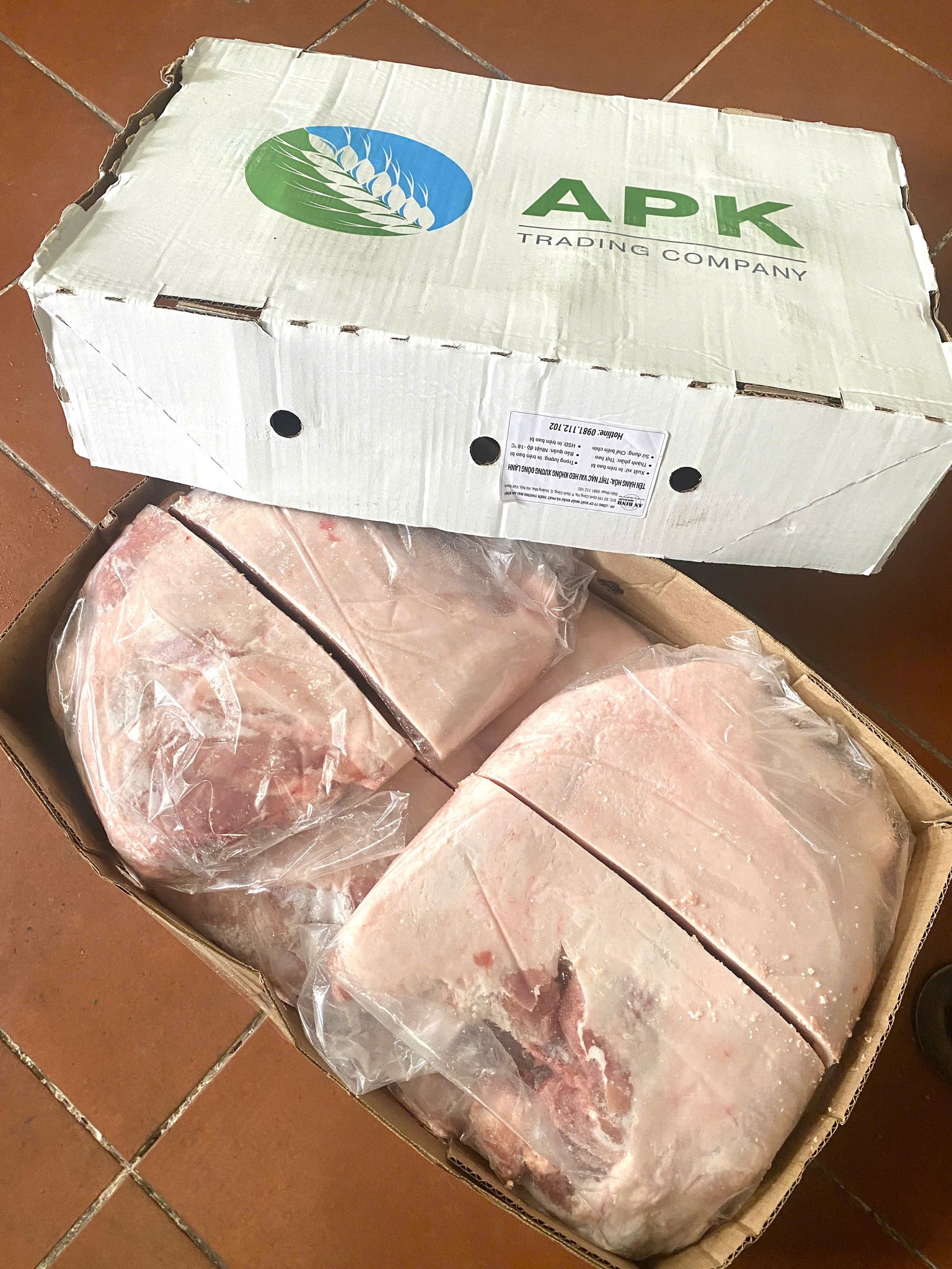 nạc vai heo đông lạnh nhập khẩu nga